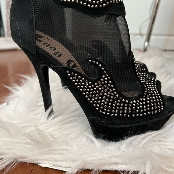 Black mesh heels - Picture 2 of 3